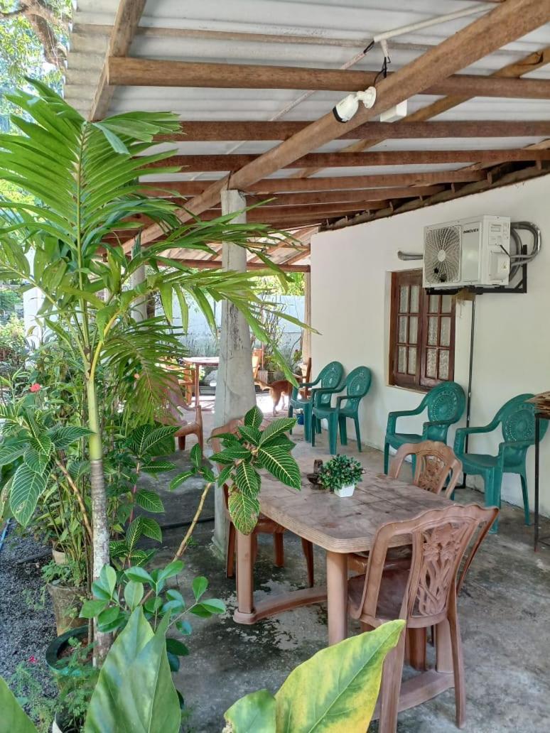 50* Stay Dikwella Extérieur photo