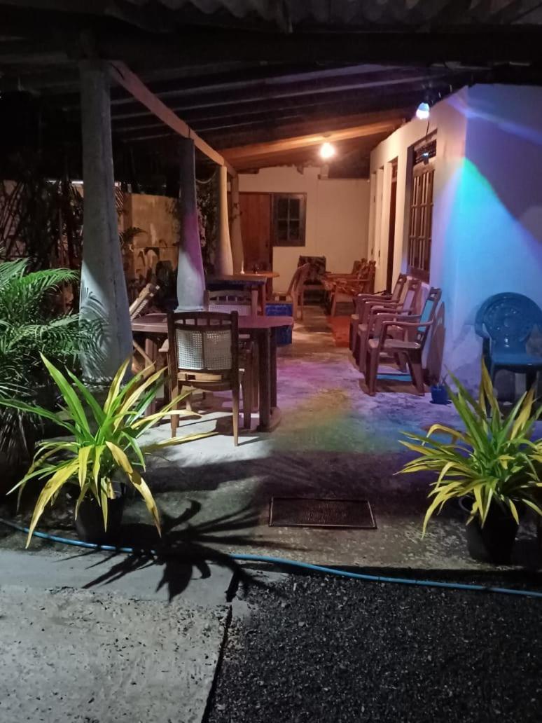 50* Stay Dikwella Extérieur photo